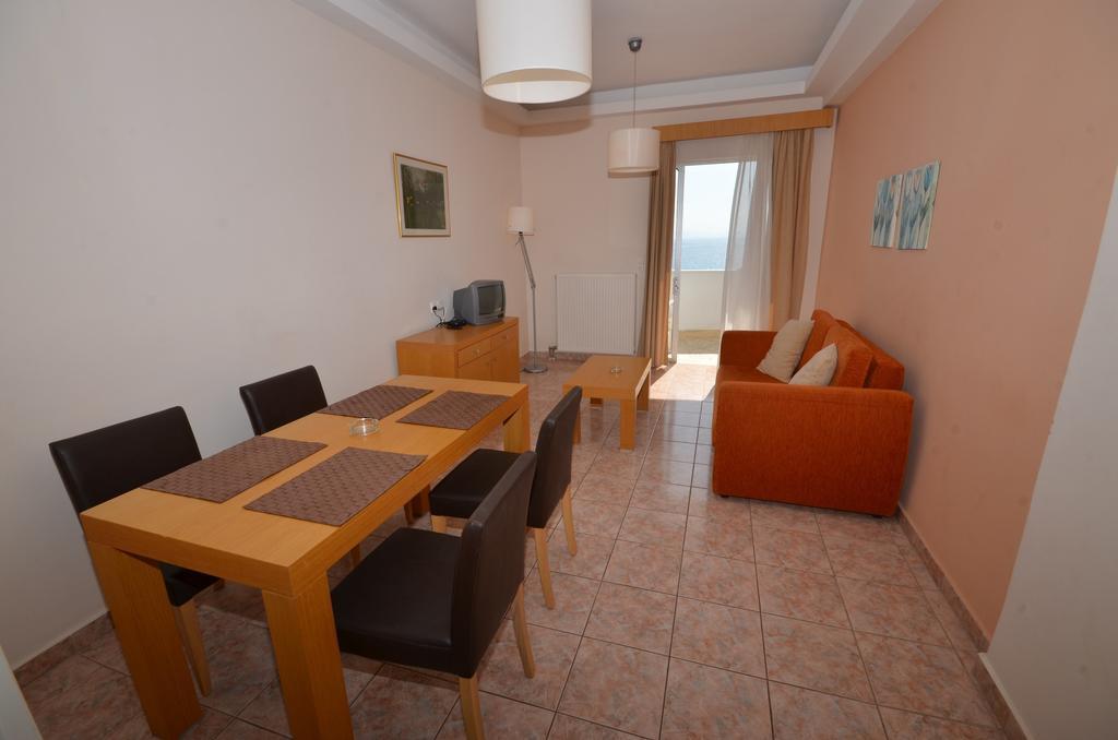 Sunrise Hotel Apartments Ypsos Oda fotoğraf